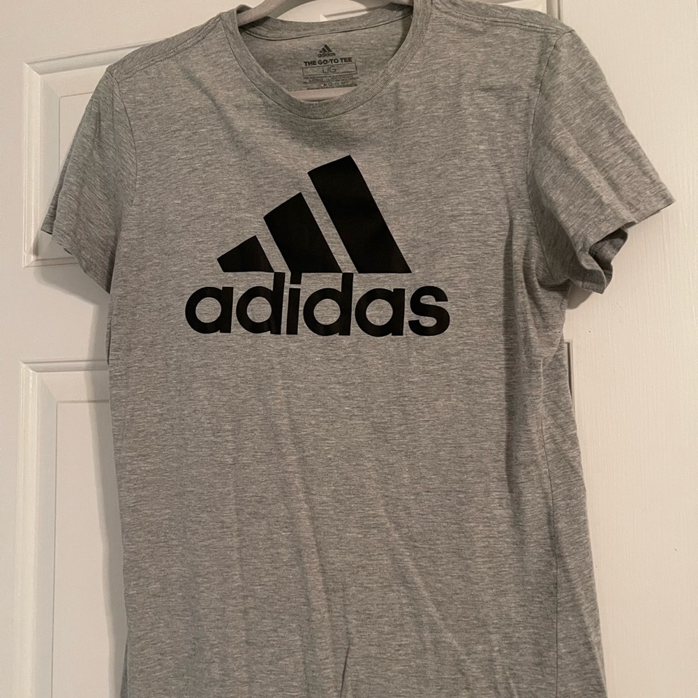 Adidas T-shirt